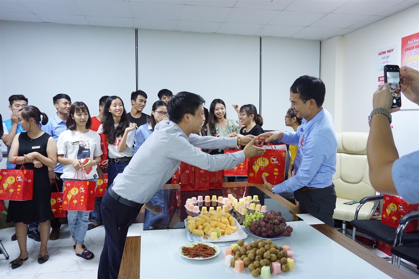 Quà Tặng Tết Cho Nhân Viên Chất Lượng, Ý Nghĩa Mùa Tết 2026