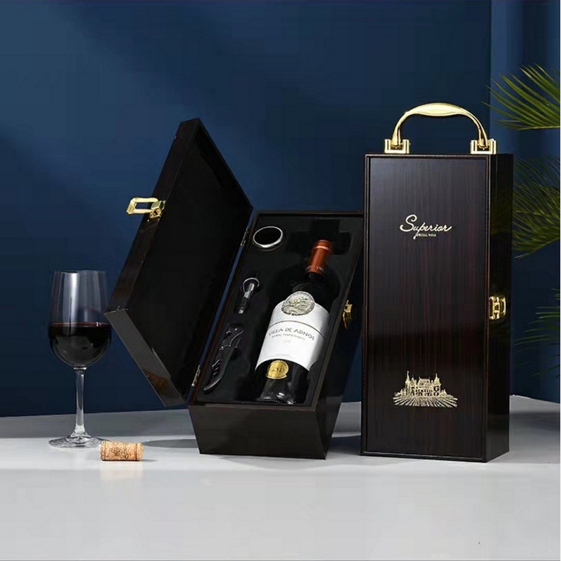 Xu Hướng Quà Tặng 2026: Tại Sao Hộp Gỗ Sơn Mài Đựng Rượu Lên Ngôi?