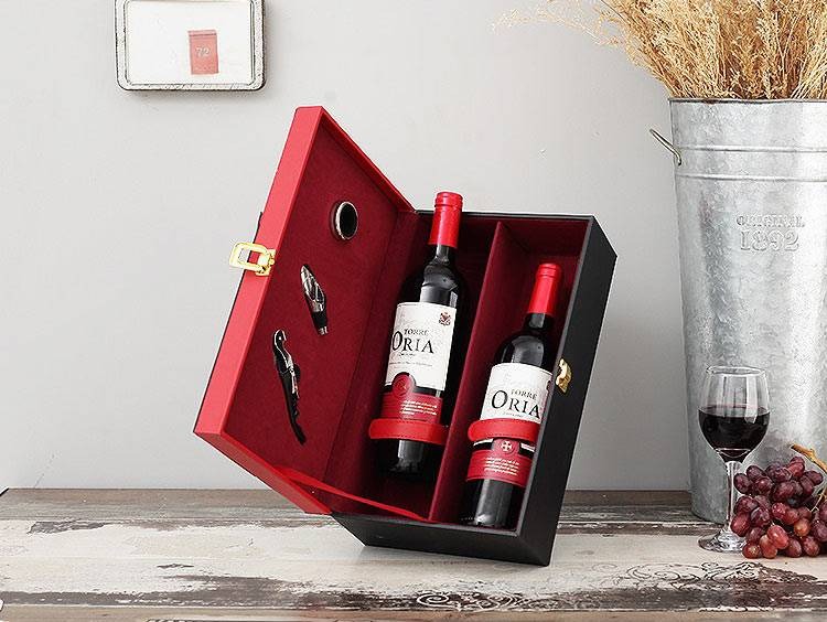 Lời khuyên từ chuyên gia: Cách nhận biết hộp gỗ kém chất lượng