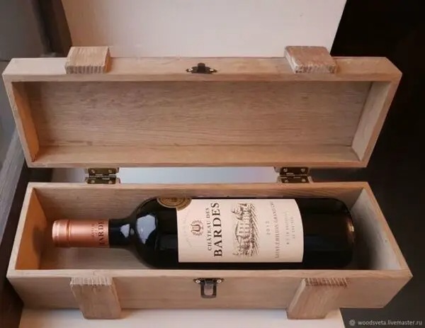 Hộp gỗ có quai xách: Tuyệt phẩm nâng tầm quà tặng VIP